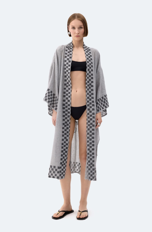 kimono robe