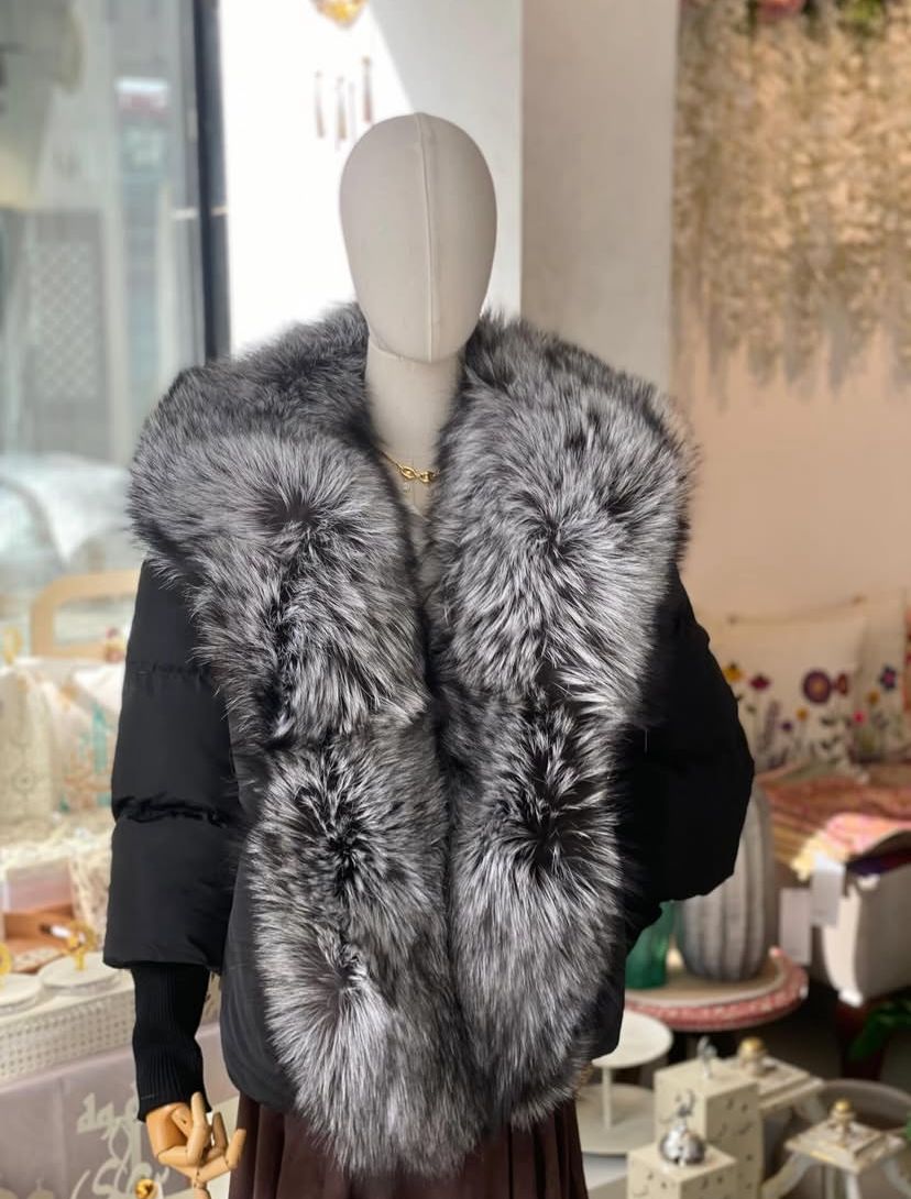 Luxurious down jacket with silver fox fur